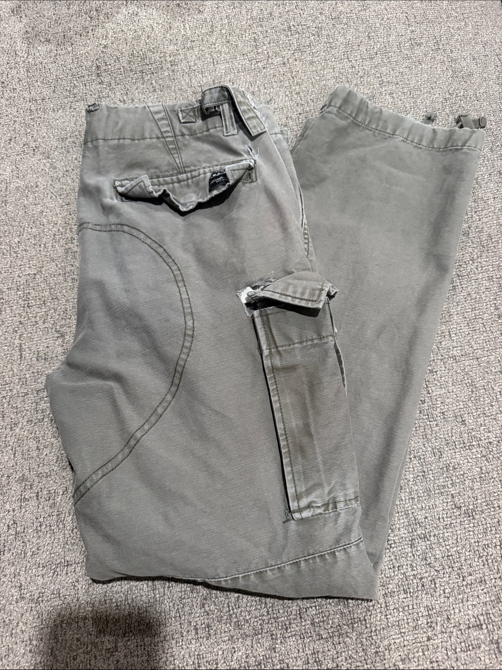 PacSun Men's Cargo Pants in Olive Drab